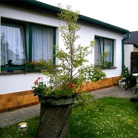 Holiday home Ferienhaus Kroeslin Vorp 2201 *